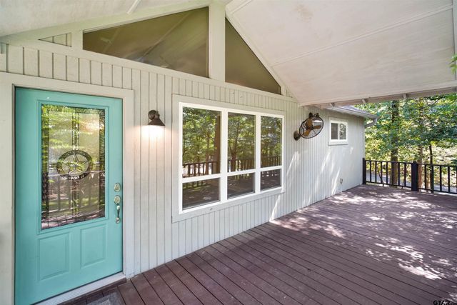 245 Larchwood Path, Holly Lake Ranch, TX 75765