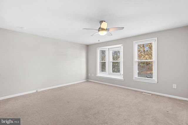 2110 WHISPERWOOD GLEN LN, Reston, VA 20191