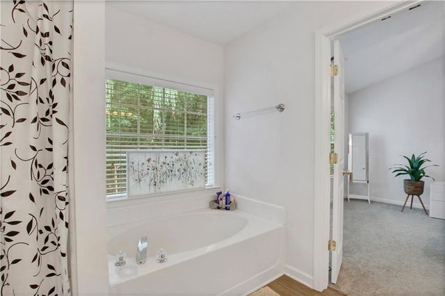 1084 Dunedin Trail, Woodstock, GA 30188