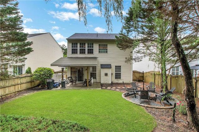 1084 Dunedin Trail, Woodstock, GA 30188