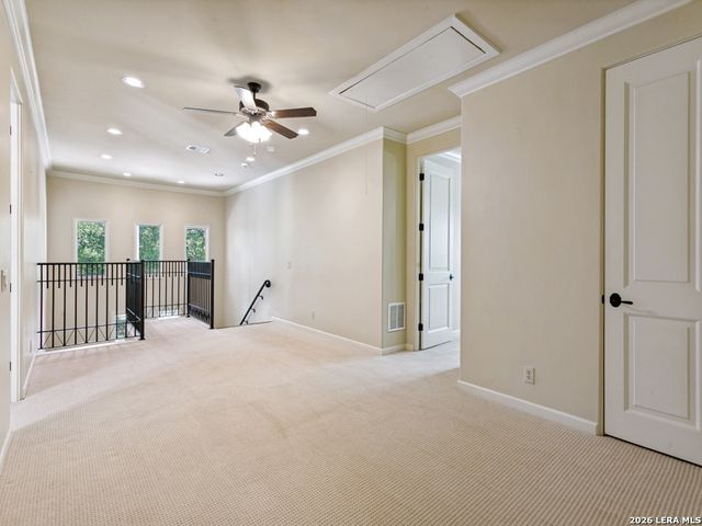 502 SHERATON DR, San Antonio, TX 78209