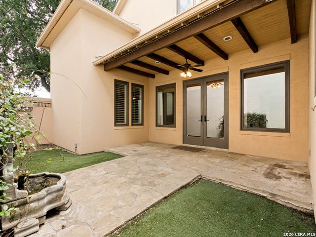502 SHERATON DR, San Antonio, TX 78209