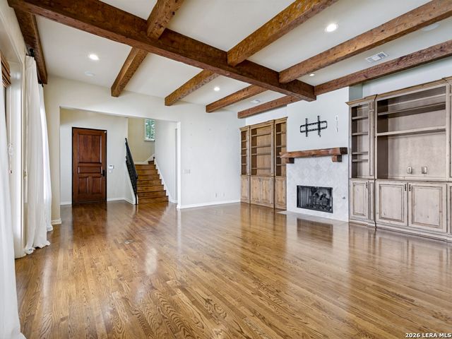502 SHERATON DR, San Antonio, TX 78209