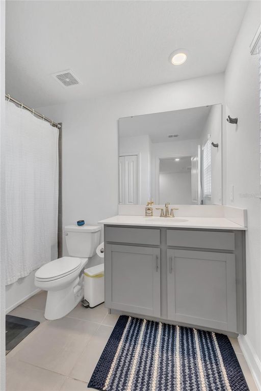 Image 20 of property listing at 11726 BOLDFACE DRIVE, Orlando, FL 32832