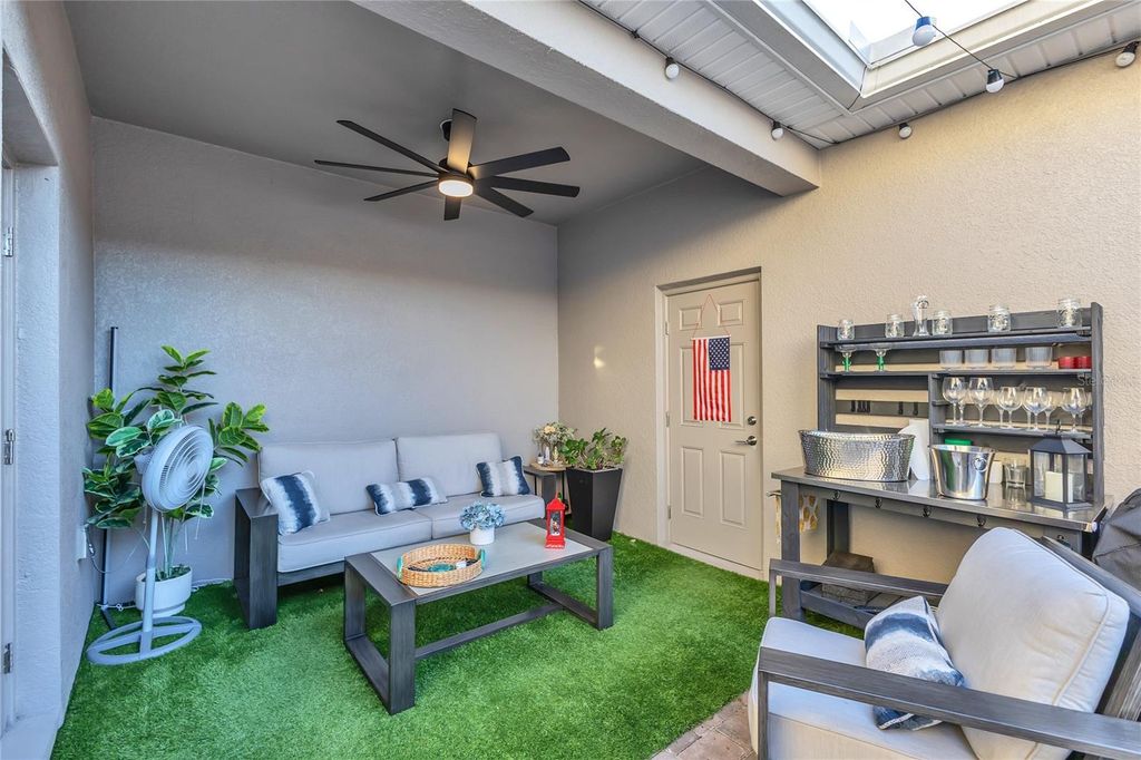 Image 23 of property listing at 11726 BOLDFACE DRIVE, Orlando, FL 32832