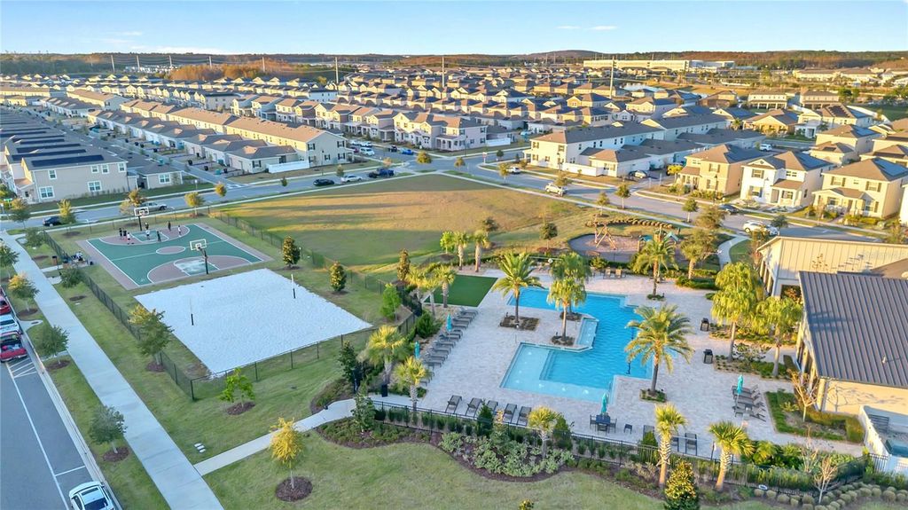 Image 33 of property listing at 11726 BOLDFACE DRIVE, Orlando, FL 32832