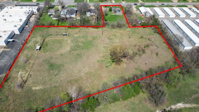 2208 W Morton Street, Denison, TX 75020