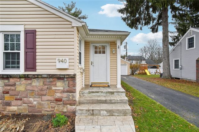 940 South Grosvenor Road, Brighton, NY 14618