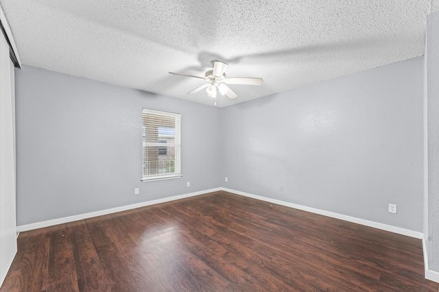 3535 Nasa Rd 1 Parkway 92, Seabrook, TX 77586