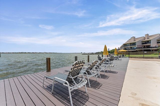 3535 Nasa Rd 1 Parkway 92, Seabrook, TX 77586
