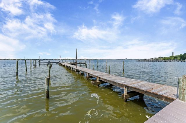 3535 Nasa Rd 1 Parkway 92, Seabrook, TX 77586