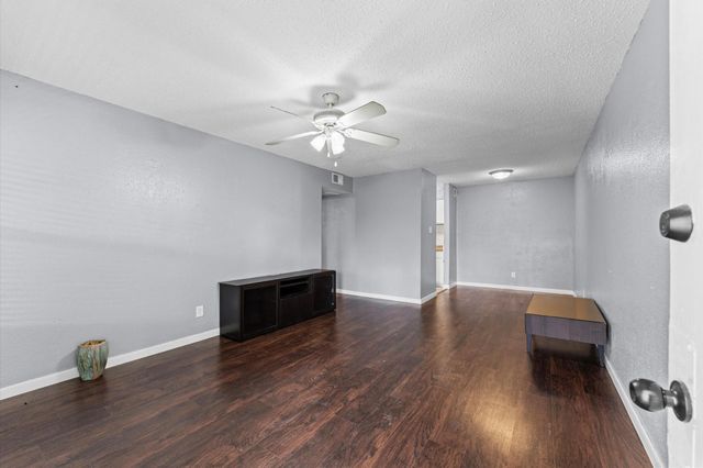 3535 Nasa Rd 1 Parkway 92, Seabrook, TX 77586