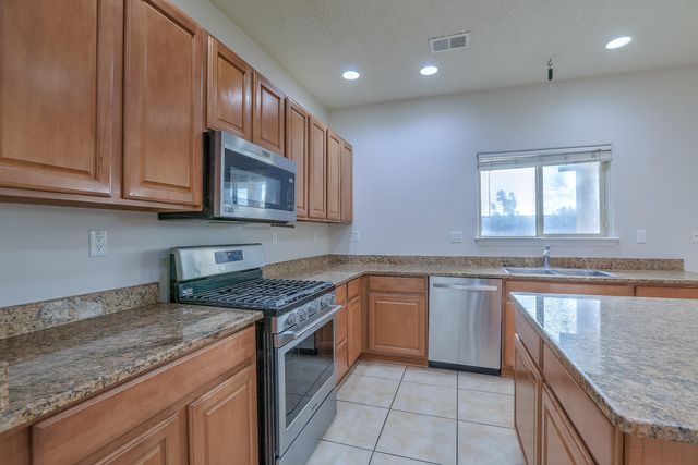 9736 Summer Shower Place NW, Albuquerque, NM 87120