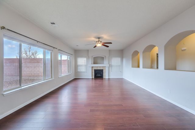 9736 Summer Shower Place NW, Albuquerque, NM 87120