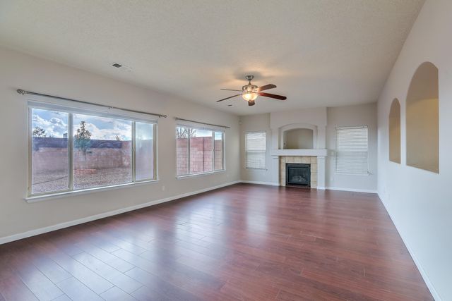 9736 Summer Shower Place NW, Albuquerque, NM 87120