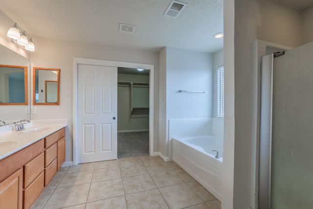 9736 Summer Shower Place NW, Albuquerque, NM 87120