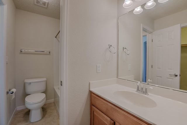 9736 Summer Shower Place NW, Albuquerque, NM 87120