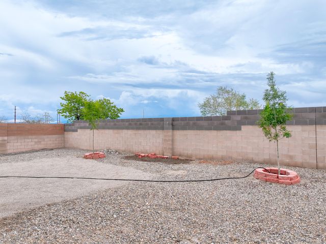 9736 Summer Shower Place NW, Albuquerque, NM 87120