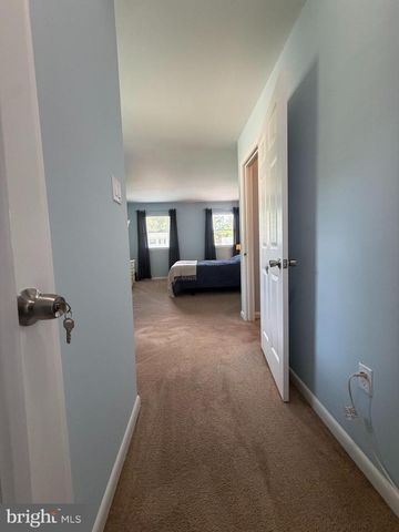 13378 NATIONVILLE LN, Woodbridge, VA 22193