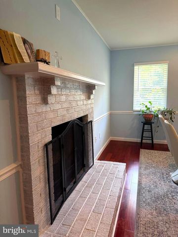 13378 NATIONVILLE LN, Woodbridge, VA 22193