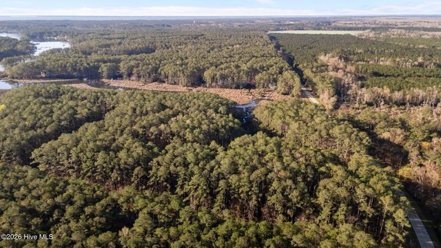 122 Headwaters Drive, Oriental, NC 28571