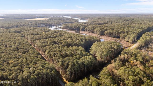 122 Headwaters Drive, Oriental, NC 28571