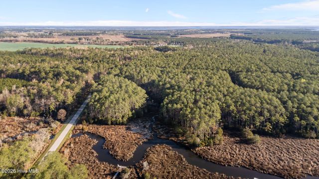 122 Headwaters Drive, Oriental, NC 28571