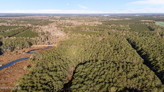 122 Headwaters Drive, Oriental, NC 28571