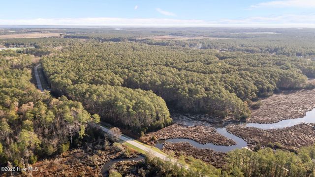 122 Headwaters Drive, Oriental, NC 28571