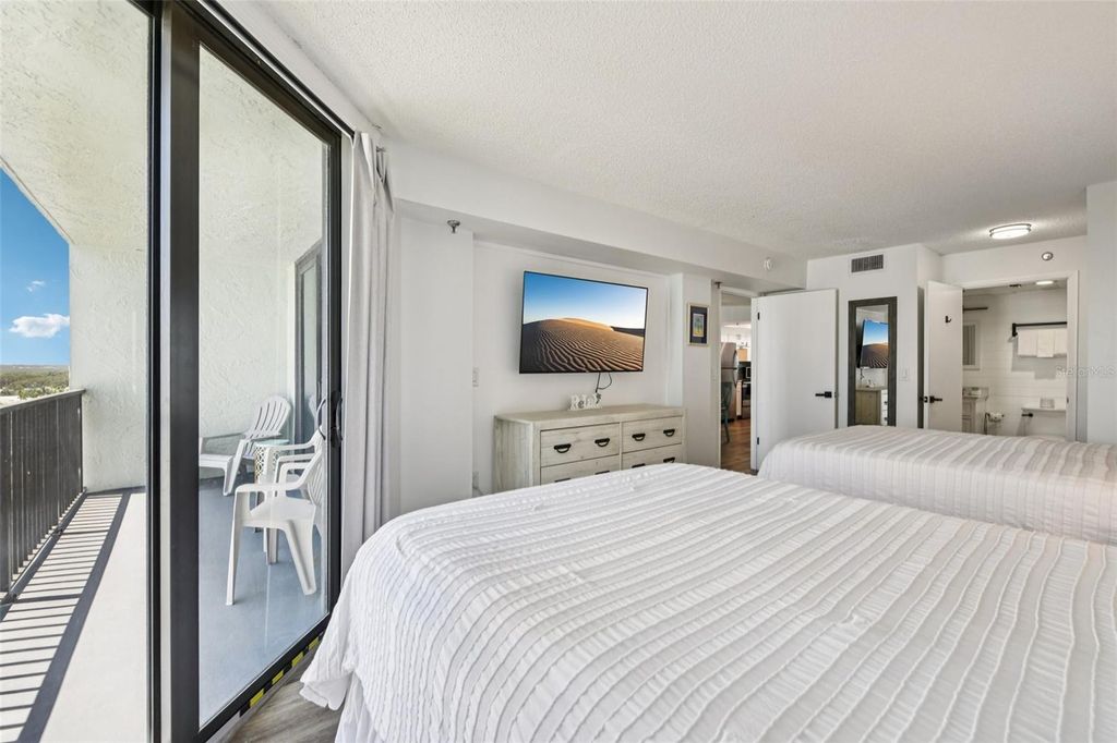 Image 14 of property listing at 3405 S ATLANTIC AVENUE 802, New Smyrna Beach, FL 32169