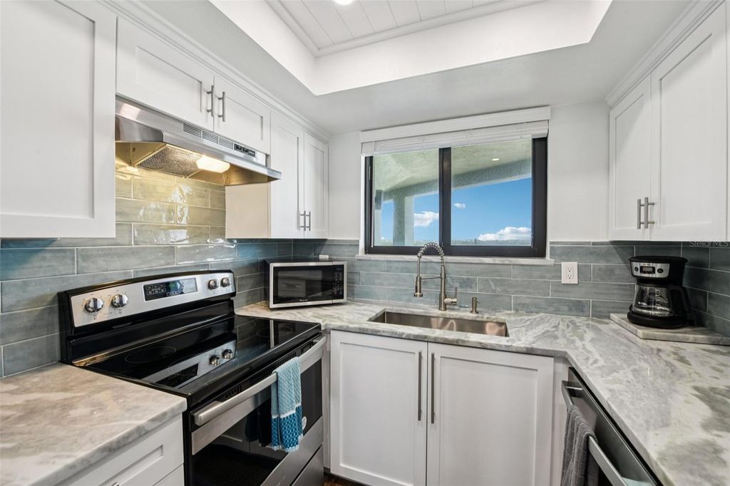 Image 10 of property listing at 3405 S ATLANTIC AVENUE 802, New Smyrna Beach, FL 32169