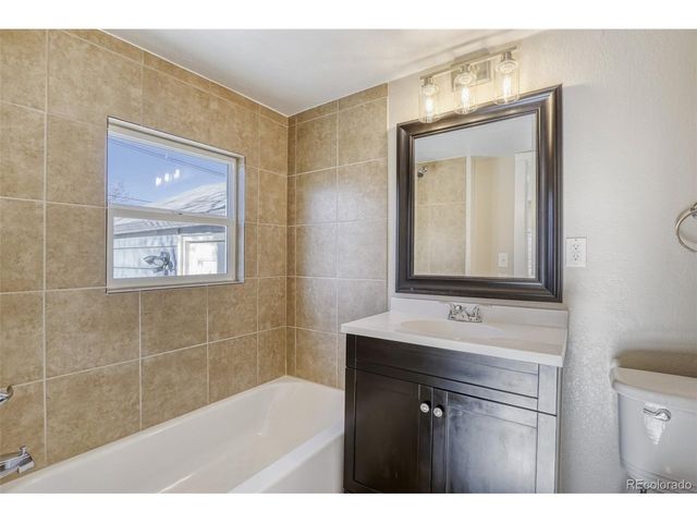 3639 S Bannock St, Englewood, CO 80110