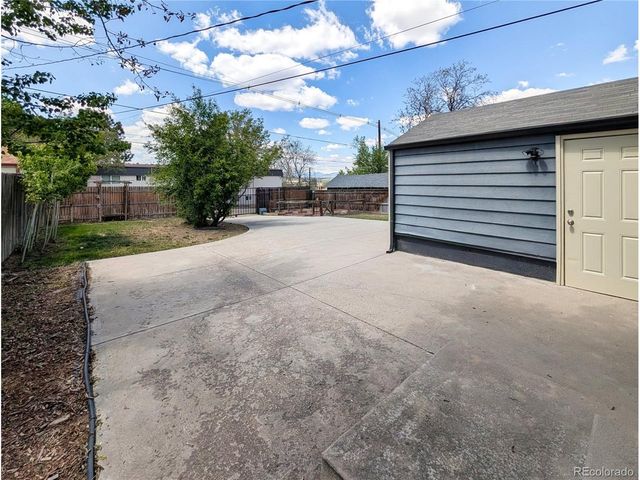 3639 S Bannock St, Englewood, CO 80110