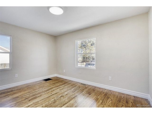 3639 S Bannock St, Englewood, CO 80110