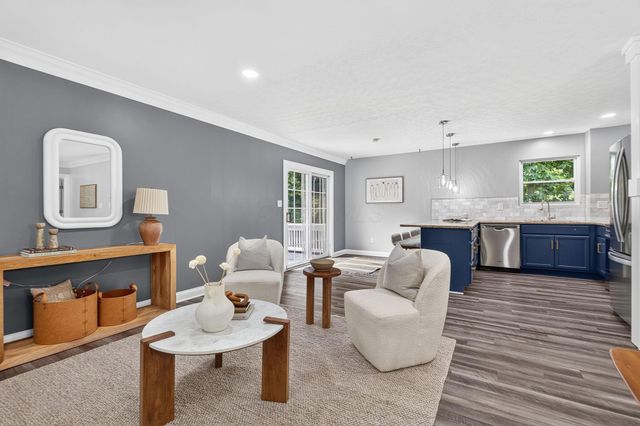 606 Woodsfield Drive, Columbus, OH 43214
