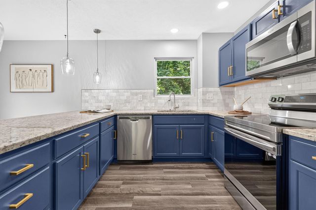 606 Woodsfield Drive, Columbus, OH 43214