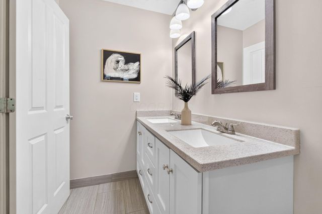 606 Woodsfield Drive, Columbus, OH 43214