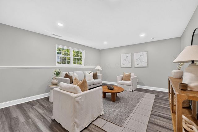 606 Woodsfield Drive, Columbus, OH 43214