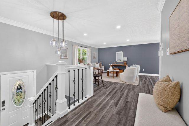 606 Woodsfield Drive, Columbus, OH 43214