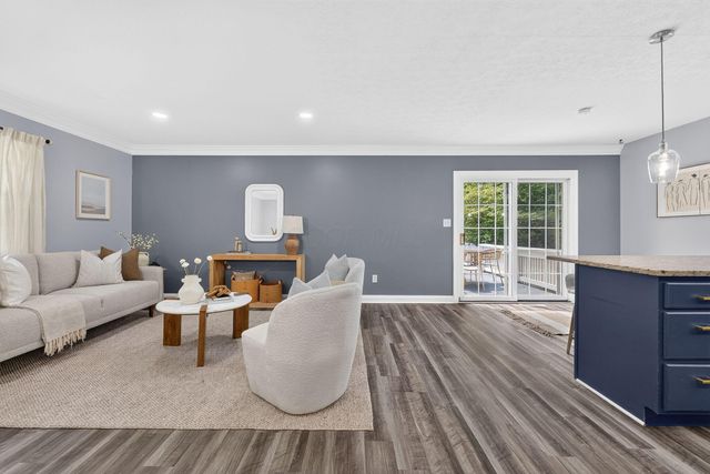 606 Woodsfield Drive, Columbus, OH 43214