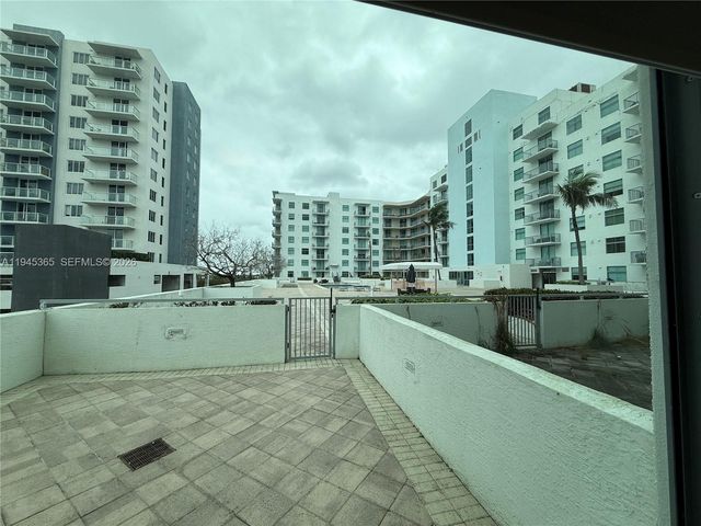 140 S Dixie Hwy 437, Hollywood, FL 33020