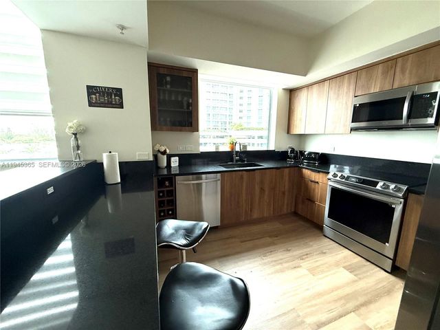 140 S Dixie Hwy 437, Hollywood, FL 33020