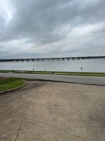 1501 E Interstate 30 320, Garland, TX 75043