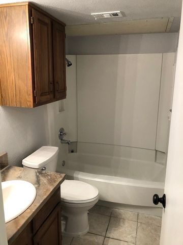 1501 E Interstate 30 320, Garland, TX 75043