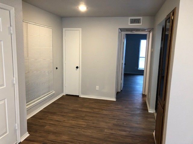 1501 E Interstate 30 320, Garland, TX 75043