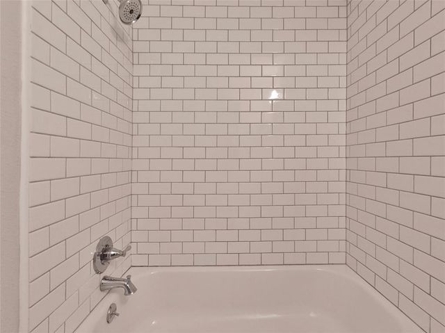 600 19th Street 20, Galveston, TX 77550