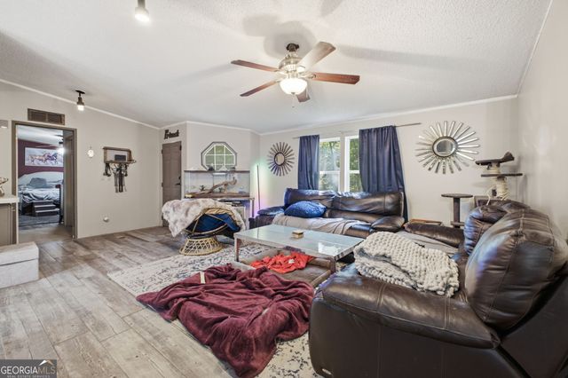 444 Nellie Lane, Trion, GA 30753
