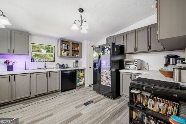 444 Nellie Lane, Trion, GA 30753