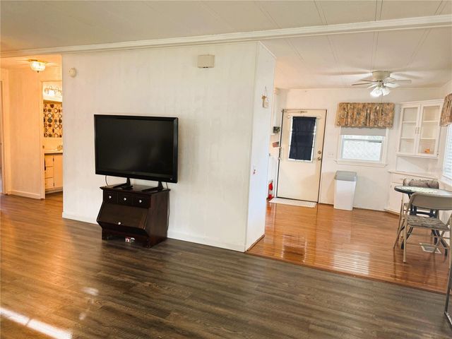 106 BOUGAINVILLEA DRIVE, Leesburg, FL 34748