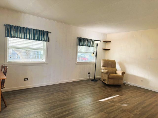 106 BOUGAINVILLEA DRIVE, Leesburg, FL 34748